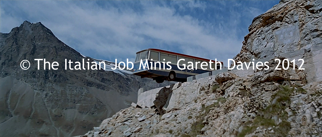 The Italian Job film end Cliff Hanger